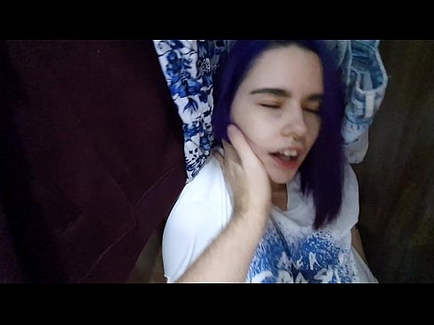 ❤️ Нашао сам своју сестру у орману и помогао јој да сврши ❤ Порно на sr.sexvideogif.ru ❤
